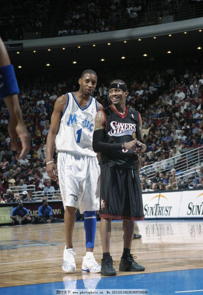 普荷斯在 2011 年离开圣路易斯加盟天使，签下 10 年 2.4 亿美元震撼合同