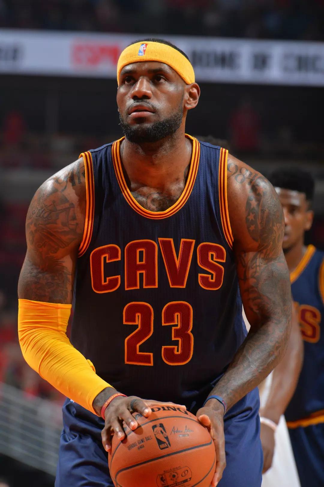 在领先与拉 在领先与拉